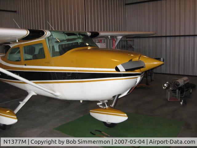 N1377M, 1972 Cessna 172L C/N 17260577, In her crib at LHQ