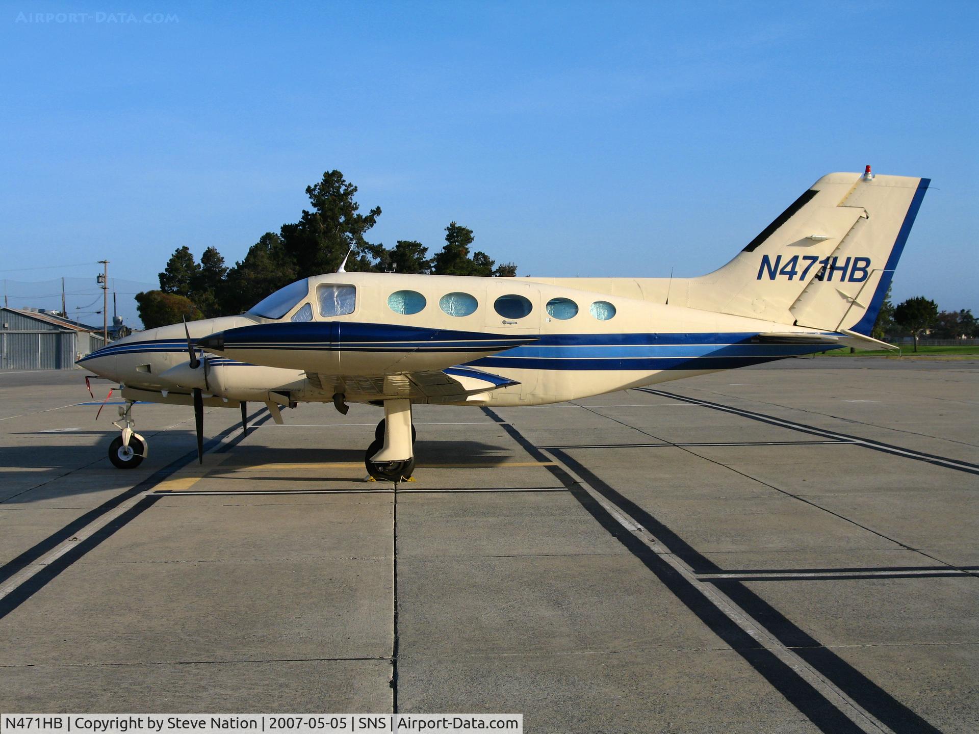 N471HB, 1977 Cessna 414 Chancellor C/N 414-0923, 1977 Cessna 414 visiting fron Southern California @ Salinas, CA
