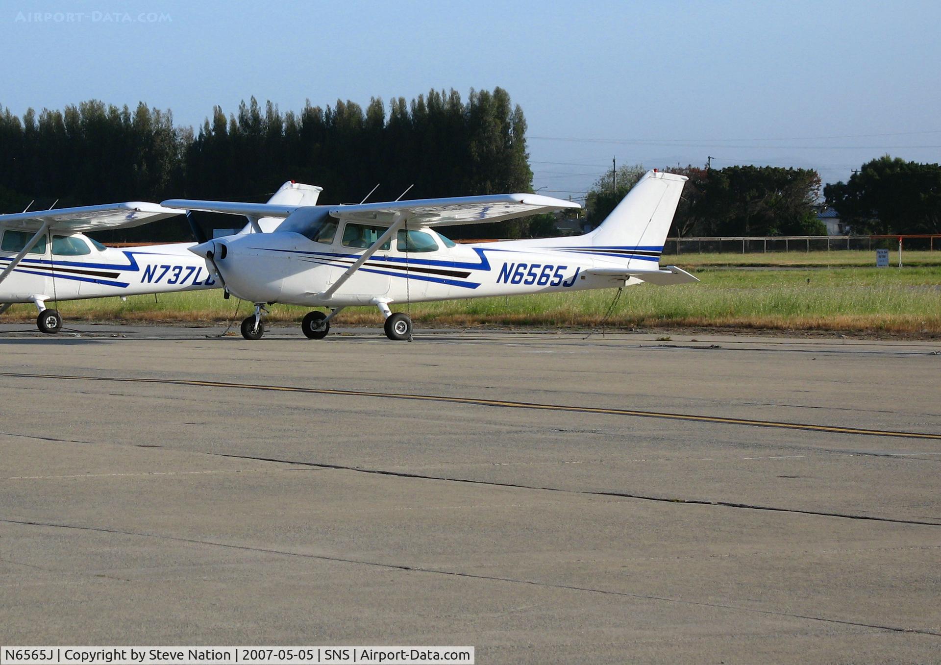 N6565J, 1980 Cessna 172N C/N 17273891, Verticare 1980 Cessna 172N in early morning sun @ Salinas, CA
