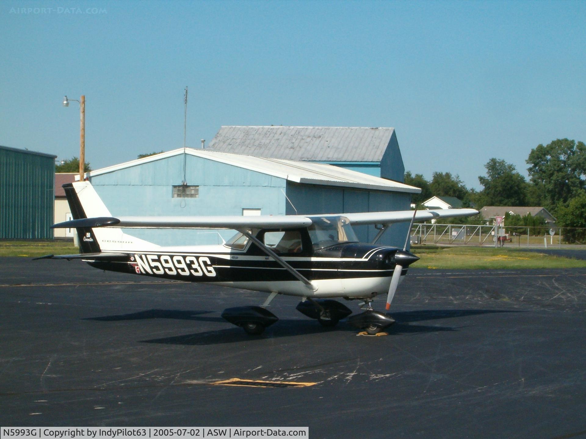 N5993G, 1969 Cessna 150K C/N 15071493, A beautiful Cessna 150 at Warsaw Municipal Airport.