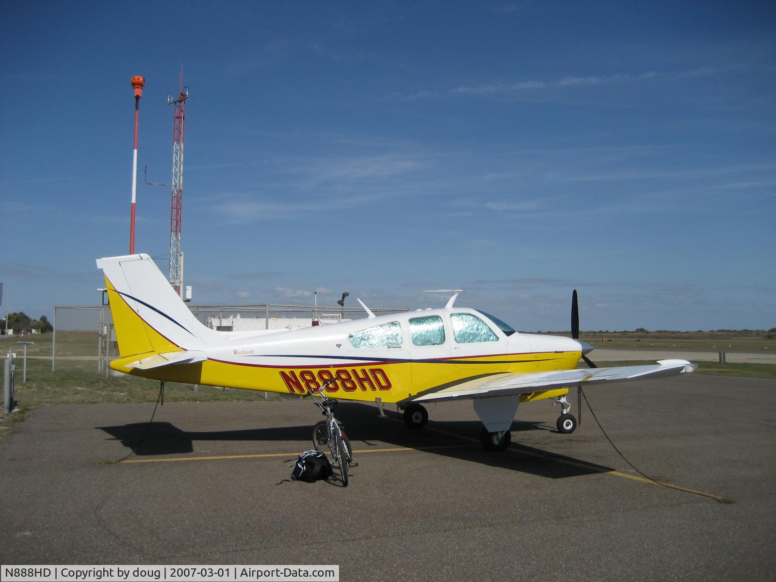 N888HD, 1977 Beech F33A Bonanza C/N CE-748, mustang beach TX