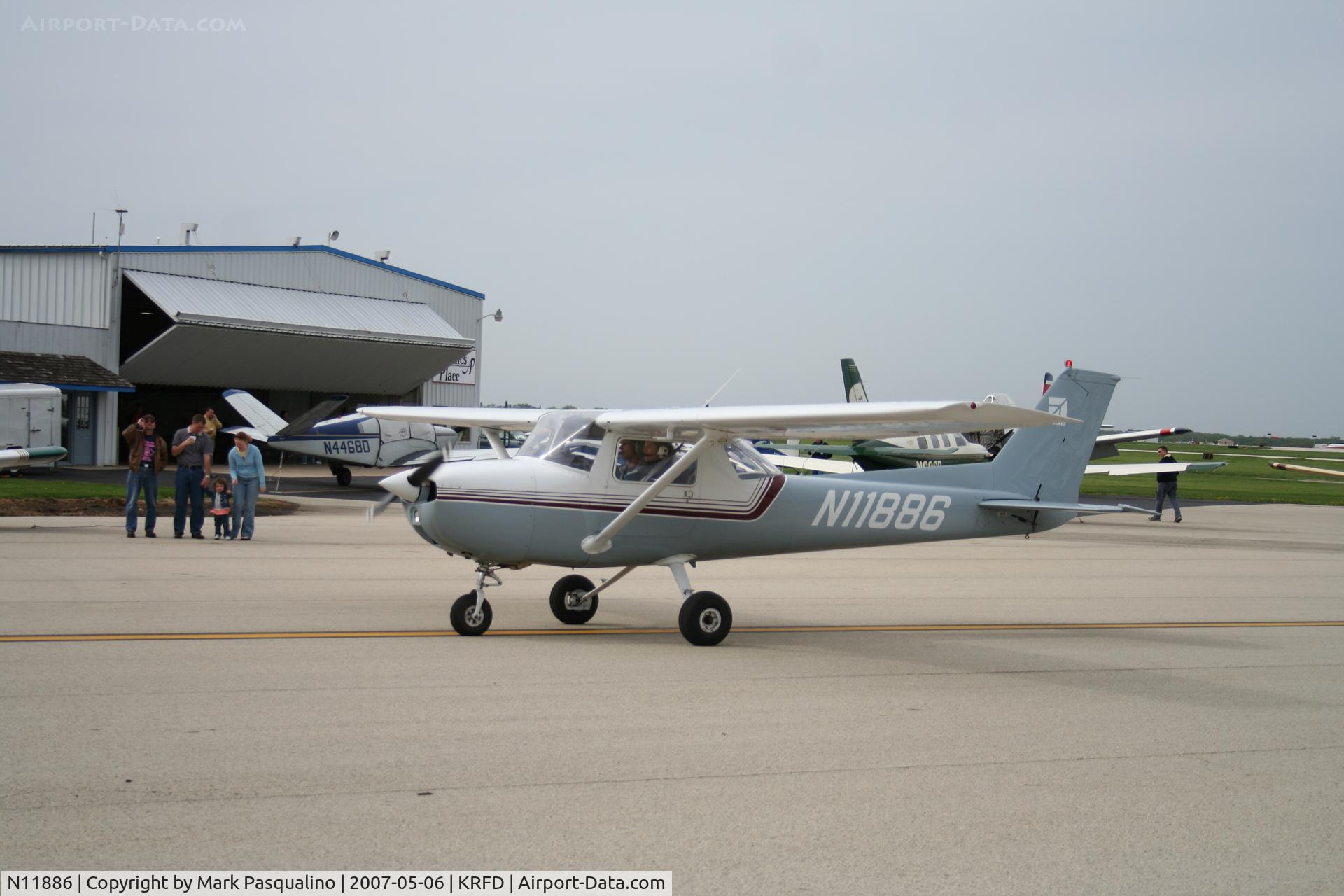 N11886, 1974 Cessna 150L C/N 15075688, Cessna 150