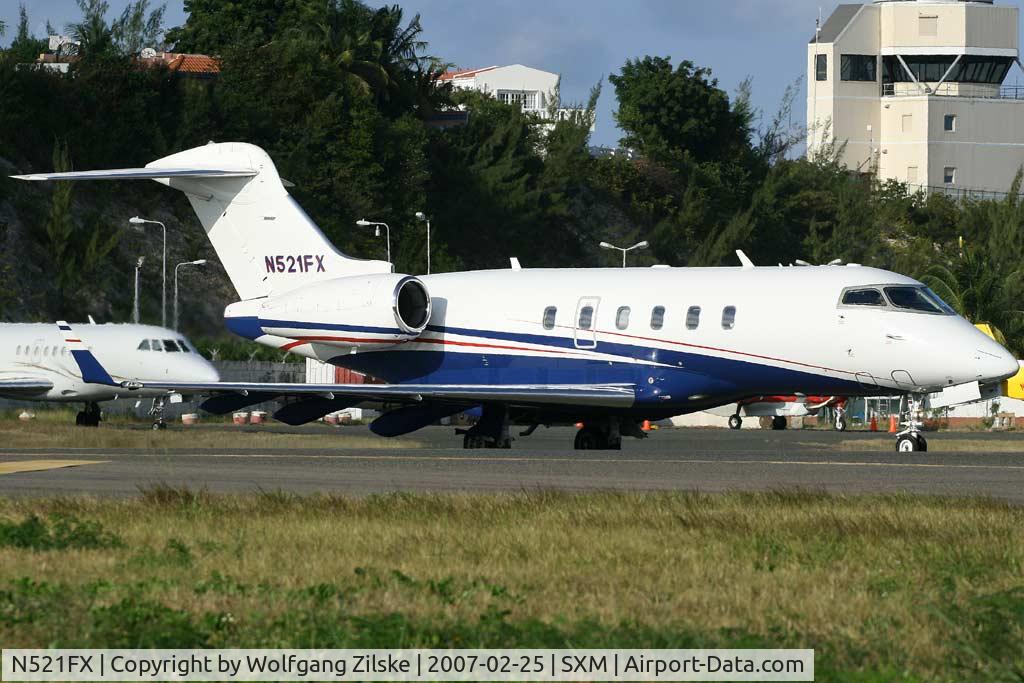 N521FX, 2005 Bombardier Challenger 300 (BD-100-1A10) C/N 20057, visitor