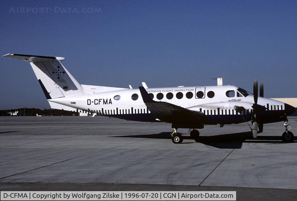 D-CFMA, 1993 Beech Super King Air 350 C/N FL-76, visitor