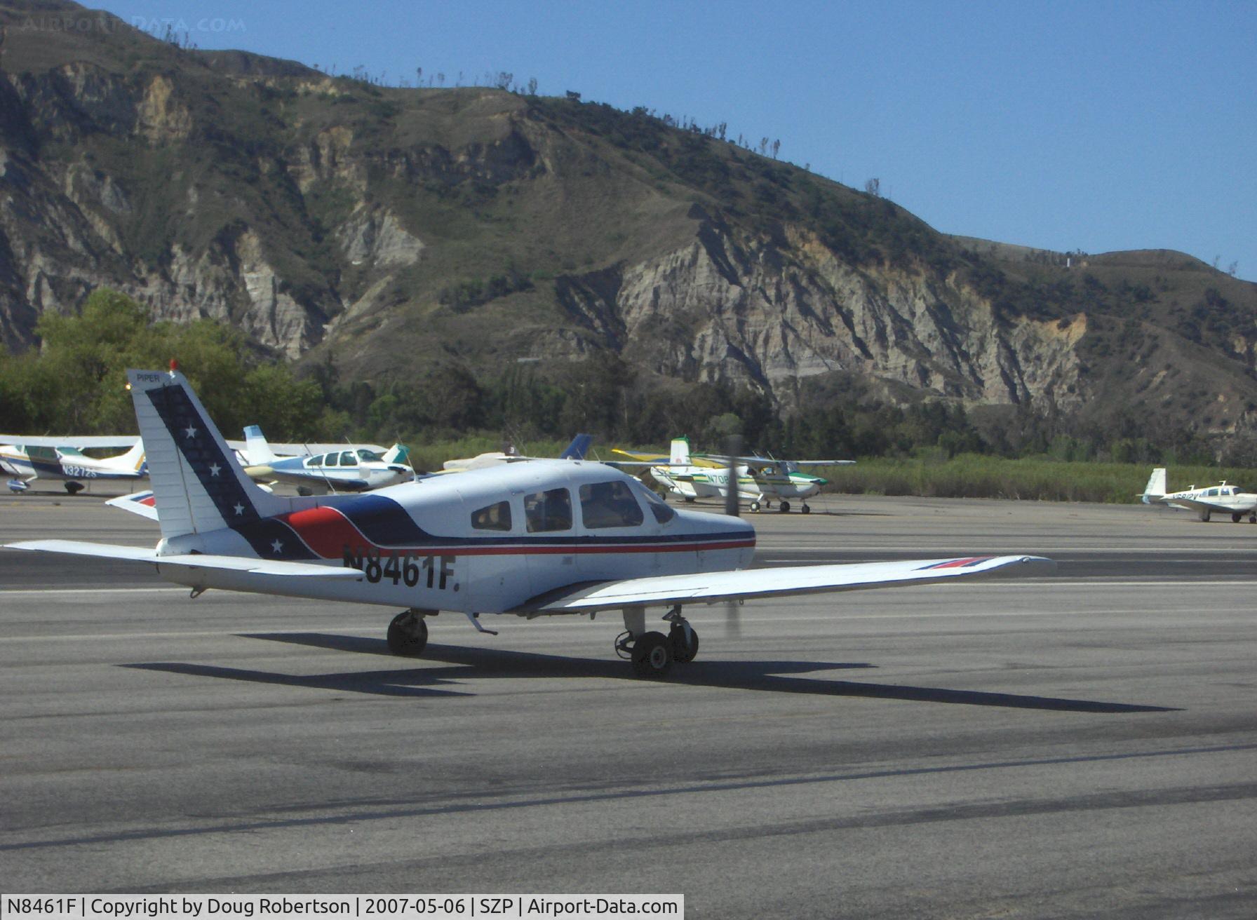 N8461F, 1977 Piper PA-28-151 C/N 28-7715267, 1977 Piper PA-28-151 WARRIOR, Lycoming O-320-E2D 150 Hp, taxi after landing Rwy 04