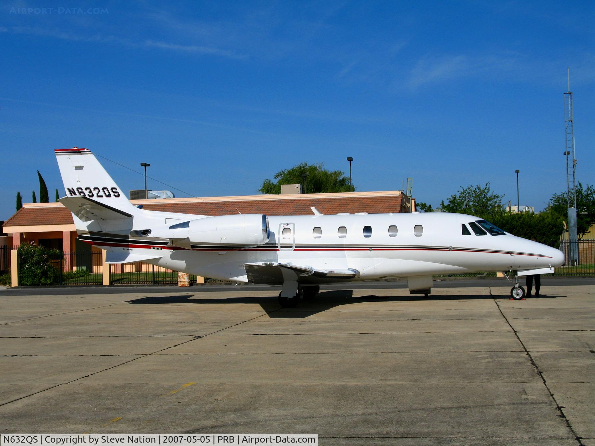N632QS, 2000 Cessna 560 Citation Excel C/N 560-5132, Netjets 2000 Cessna 560XL visiting @ Paso Robles, CA