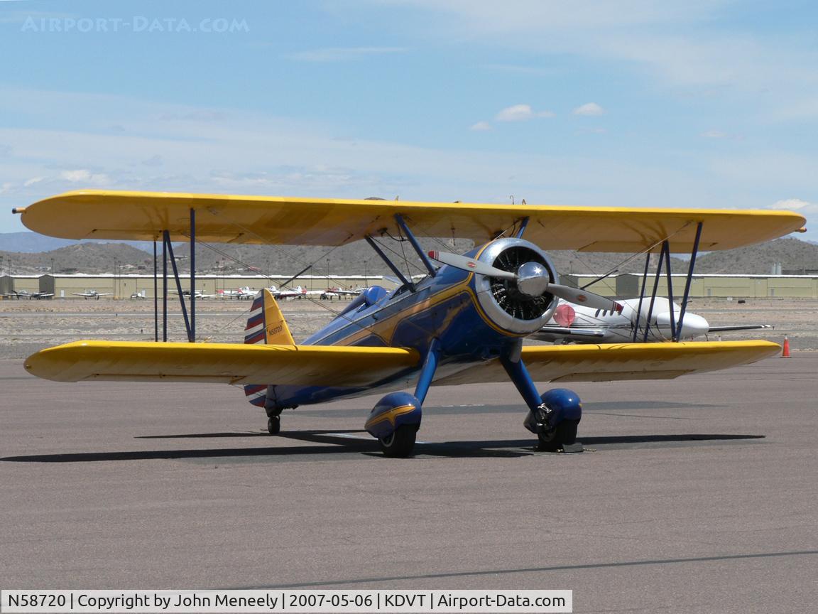 N58720, 1942 Boeing A75N1(PT17) C/N 75-4633, Very nice 1942-vintage Stearman