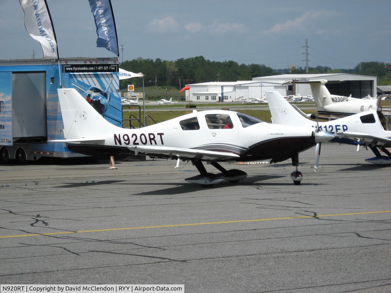 N920RT, 2006 Columbia Aircraft Mfg LC41-550FG C/N 41625, A Cranberry Columbia 400 at RYY