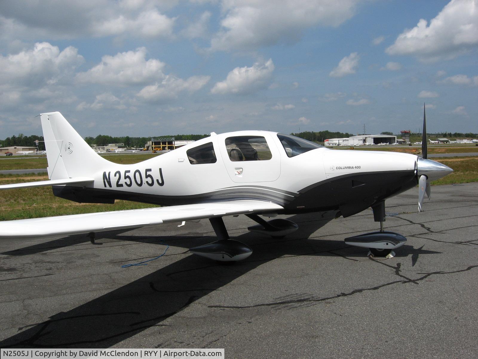 N2505J, 2006 Columbia Aircraft Mfg LC41-550FG C/N 41576, Very nice columbia 400 at RYY