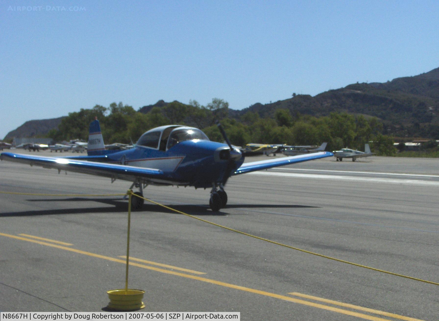 N8667H, 1947 North American Navion C/N NAV-4-667, 1947 North American NAVION, 285 Hp Continental conversion, Young Eagles Program flight-ages 7-17 eligible, taxi to Rwy 04