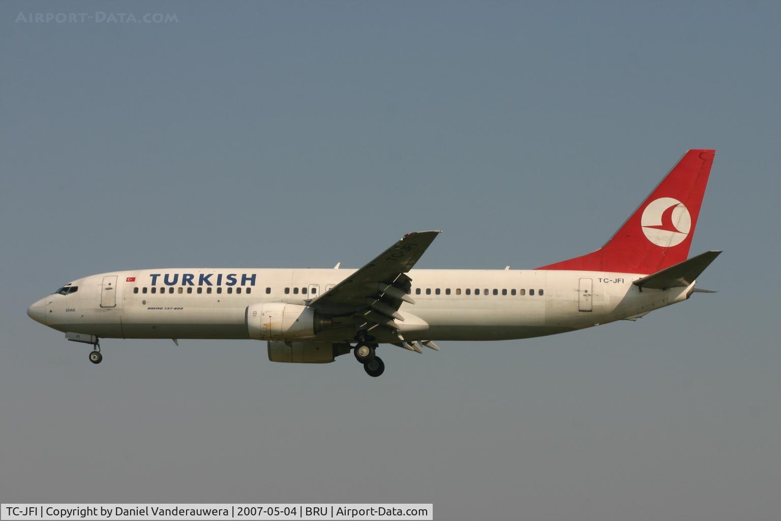 TC-JFI, 1999 Boeing 737-8F2 C/N 29771, arrival of flight TK1937 from IST