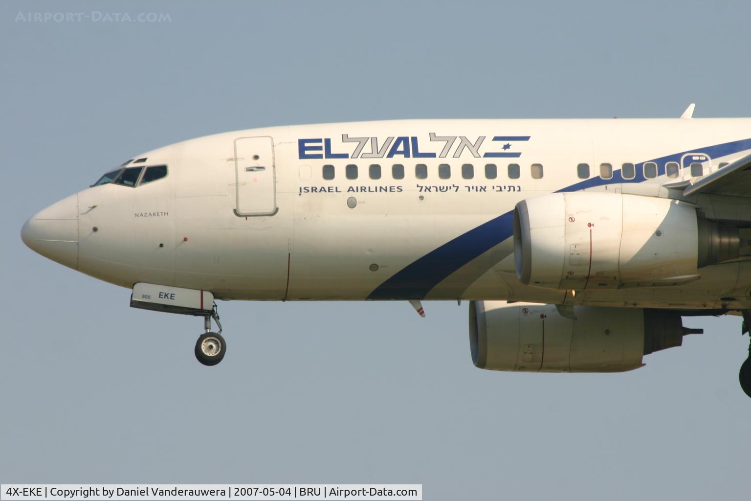 4X-EKE, Boeing 737-758 C/N 29961, arrival of flight LY331