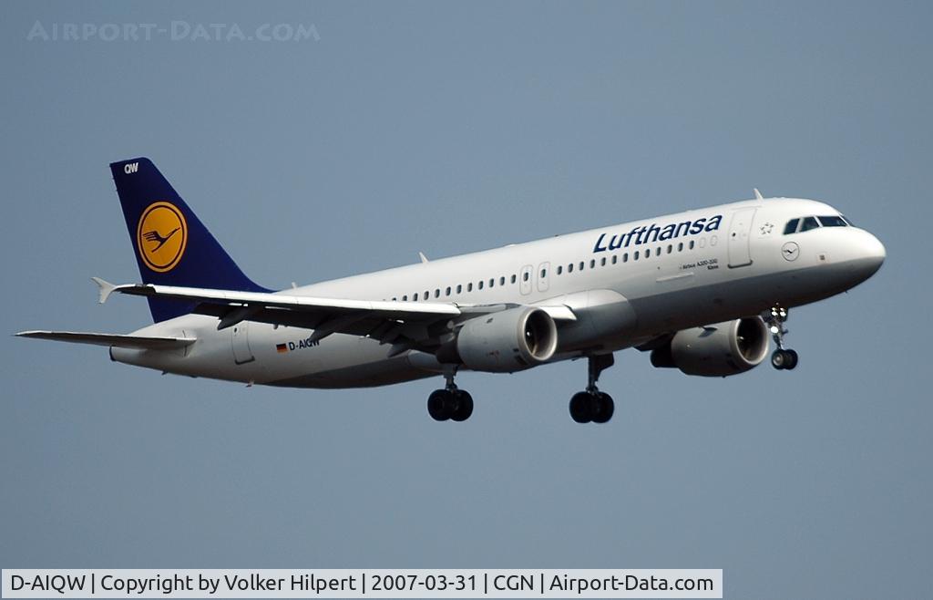 D-AIQW, 2000 Airbus A320-211 C/N 1367, Airbus A320-211