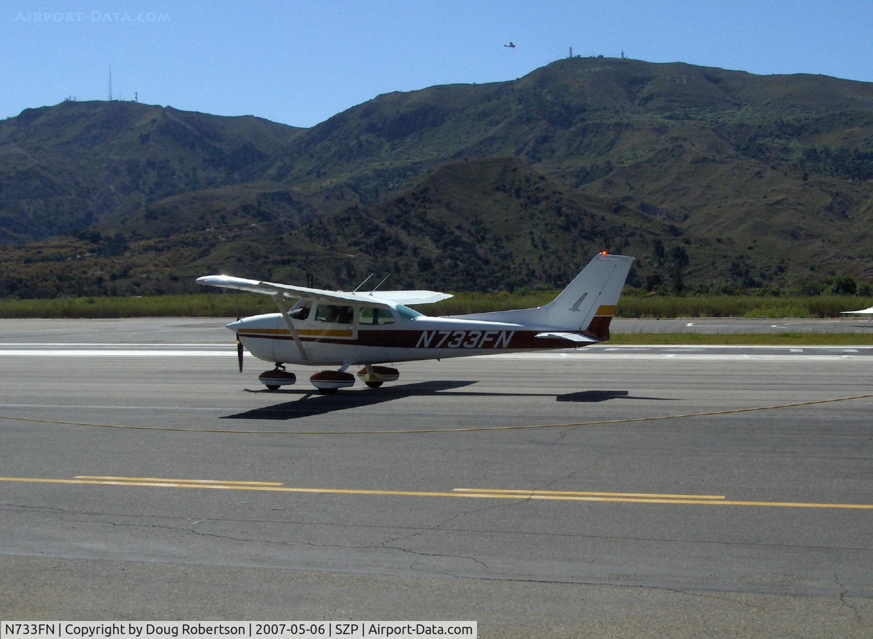 N733FN, 1976 Cessna 172N C/N 17268262, 1976 Cessna 172N, Lycoming O-320-E2D 150 hp, taxi