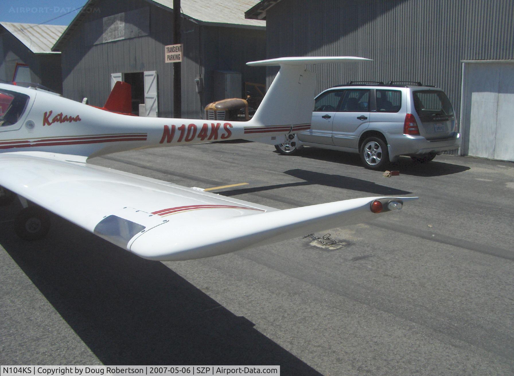 N104KS, 1995 Diamond DA-20A-1 Katana C/N 10048, 1995 Diamond DA-20-A1 KATANA (Samurai Sword), Rotax 912A-3 79.9 Hp, 2.27/1 reduction gear to Hoffman composite blades Constant Speed prop, cruise speed at 75% 137 mph, T-tail