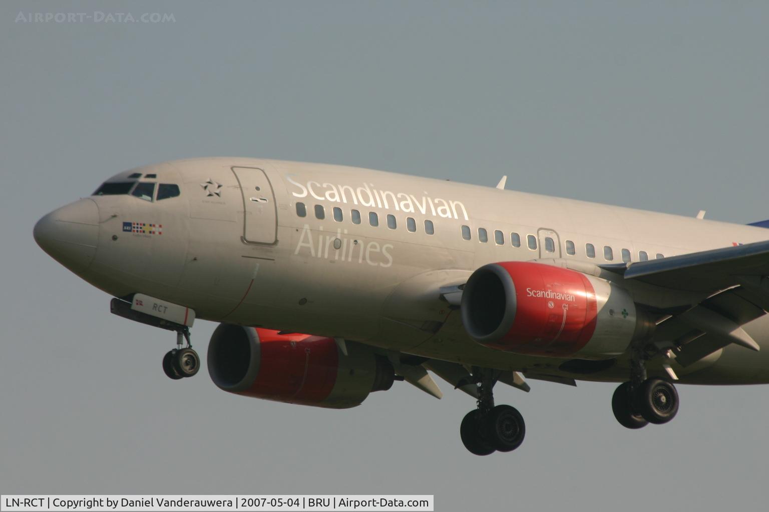 LN-RCT, 1999 Boeing 737-683 C/N 30189, arrival of flight SK4743 from Oslo