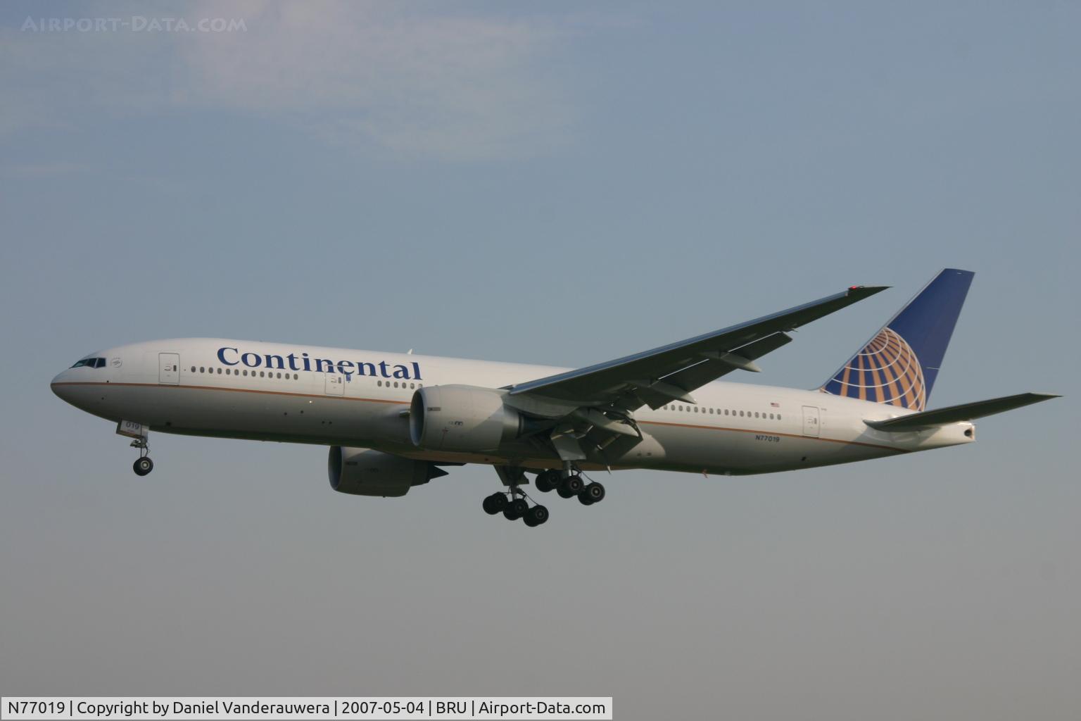 N77019, 2007 Boeing 777-224 C/N 35547, arrival of flight CO060