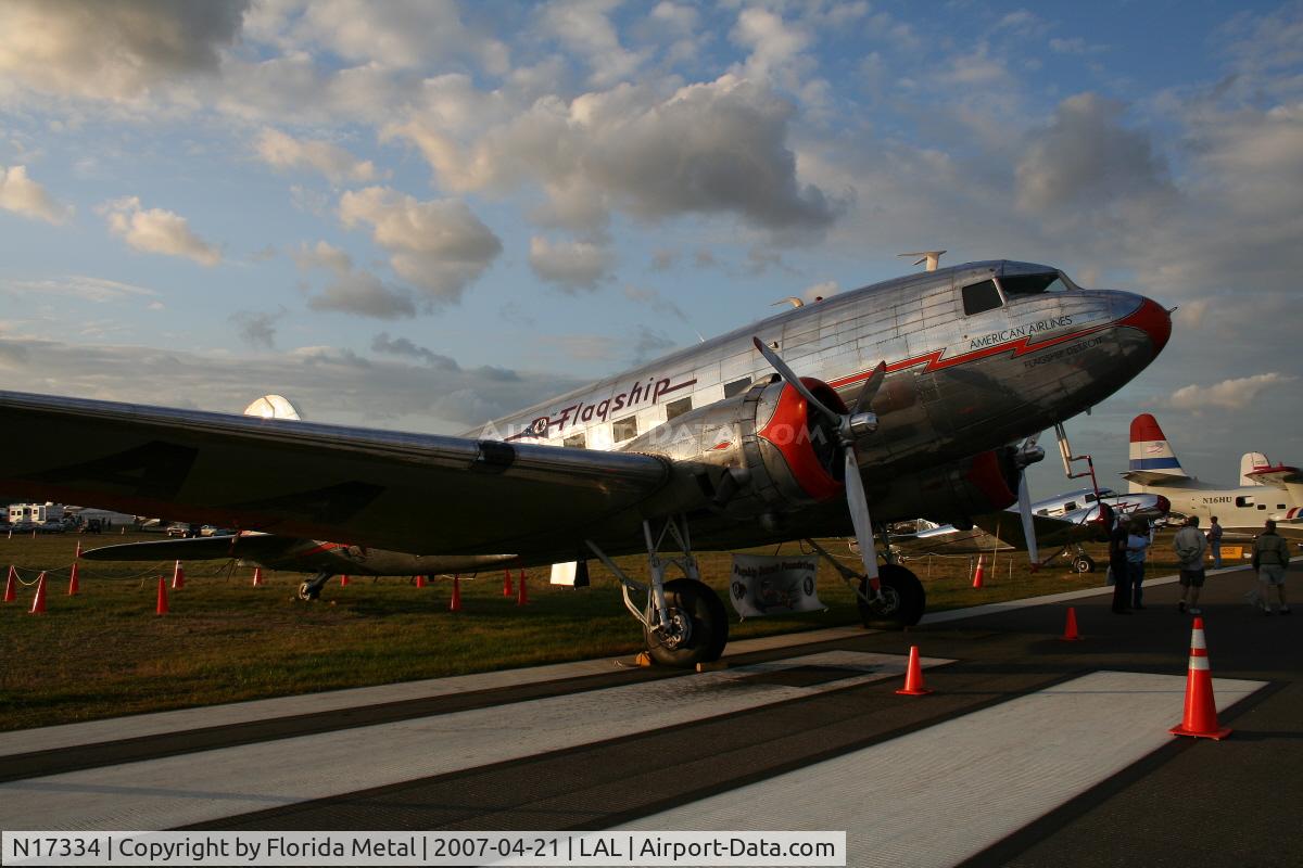 N17334, 1937 Douglas DC-3-178 C/N 1920, DC-3