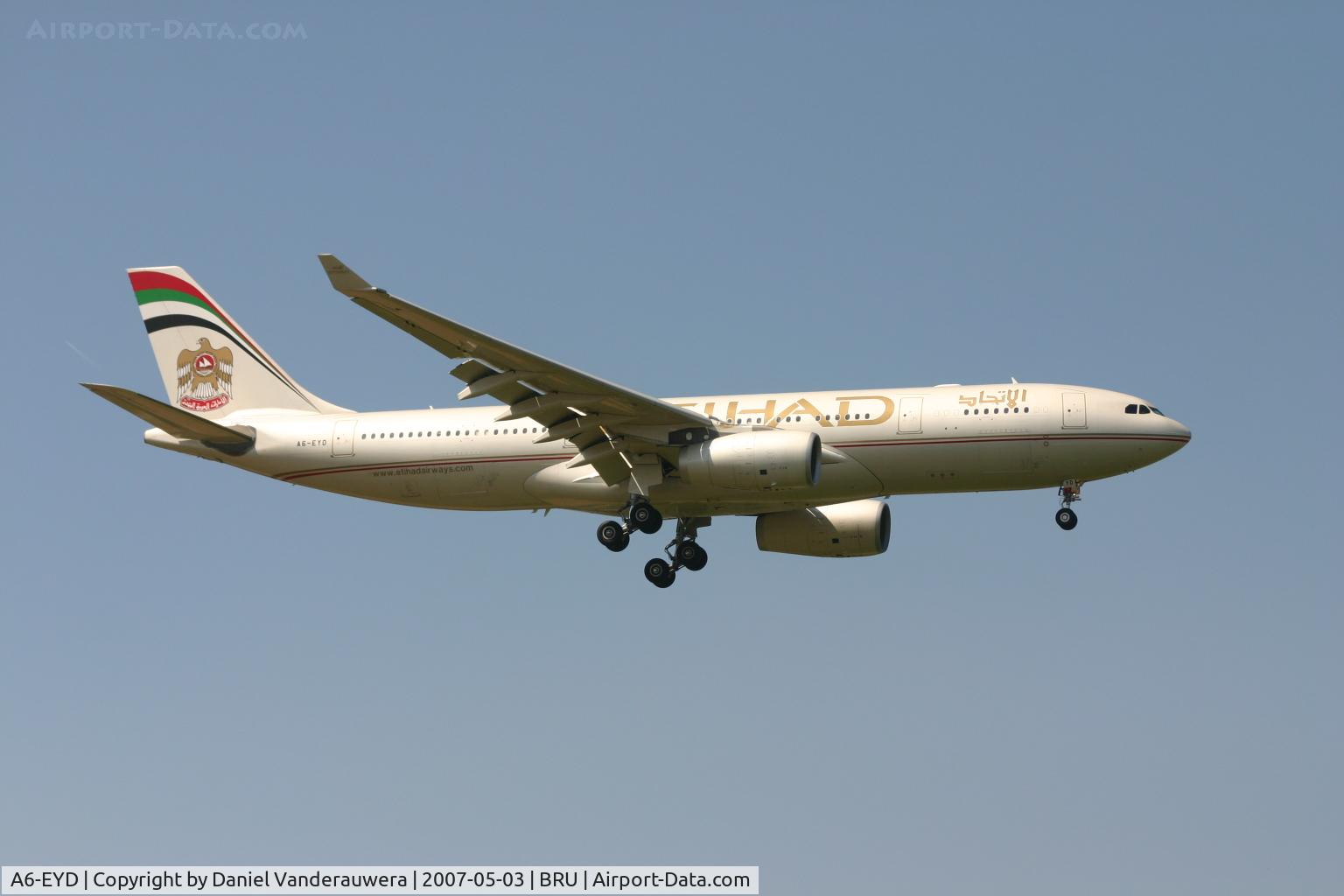 A6-EYD, 2005 Airbus A330-243 C/N 658, flight EY502 is descending to rwy 02