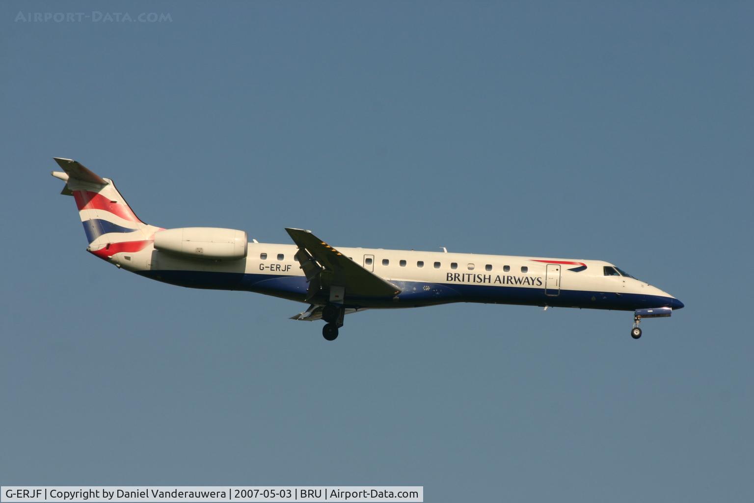 G-ERJF, 2000 Embraer EMB-145EP (ERJ-145EP) C/N 145325, flight BE7181 is descending to rwy 02
