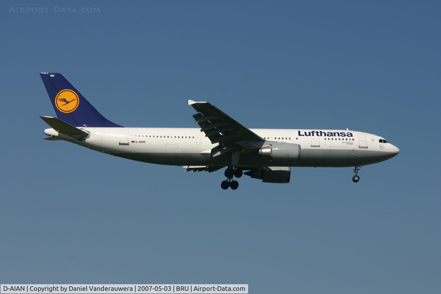 D-AIAN, 1987 Airbus A300B4-603 C/N 411, arrival of flight LH4572