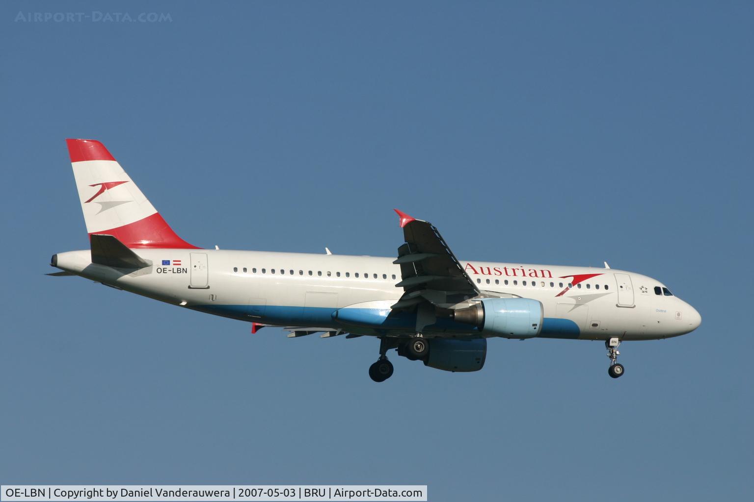 OE-LBN, 1997 Airbus A320-214 C/N 768, flight OS351 is descending to rwy 02