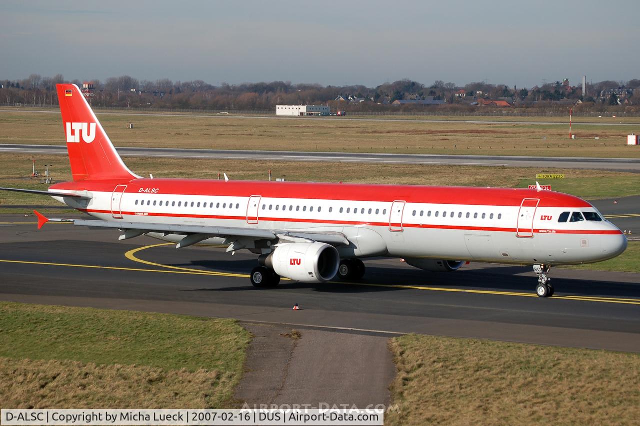 D-ALSC, 2003 Airbus A321-211 C/N 2005, Taxiing to the runway