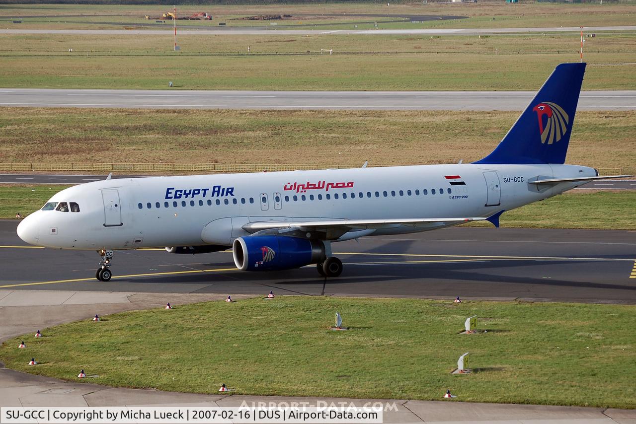 SU-GCC, 2003 Airbus A320-232 C/N 2088, Taxiing to the gate