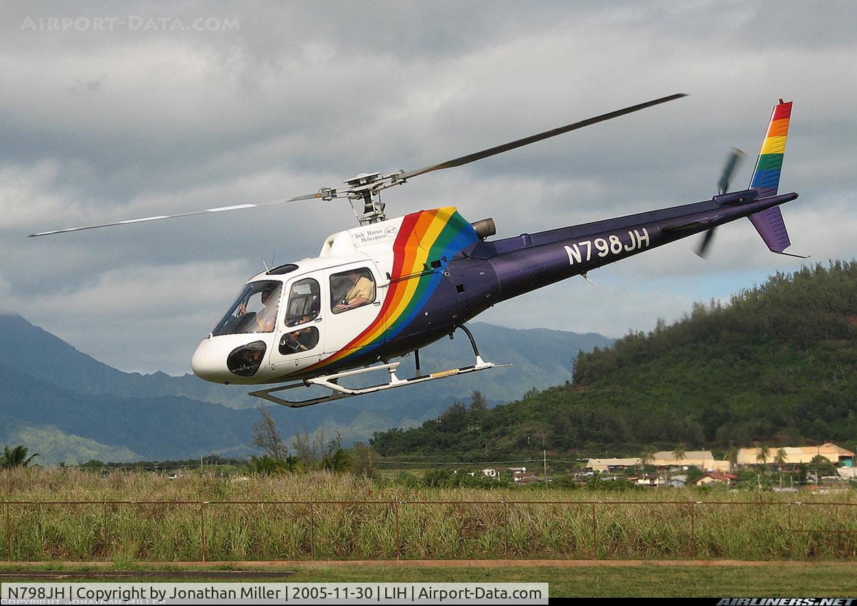 N798JH, 1982 Aerospatiale AS-350BA Ecureuil C/N 1548, Departing for a tour of Kauai and many waterfalls!