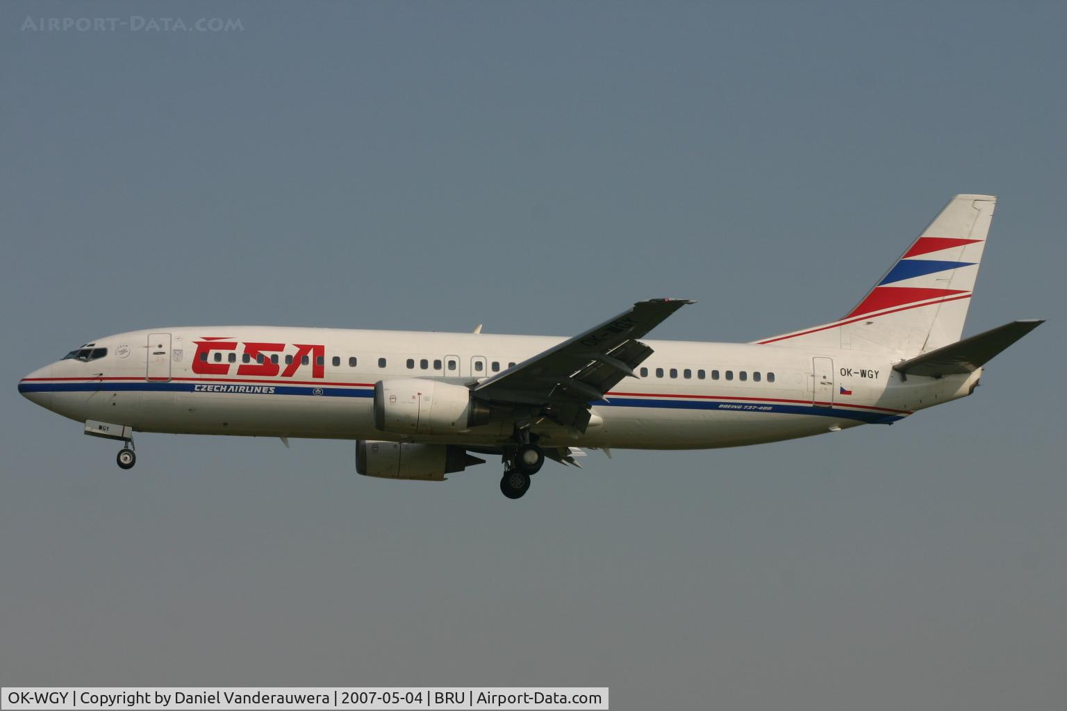 OK-WGY, 1991 Boeing 737-436 C/N 25839, descending to rwy 25L