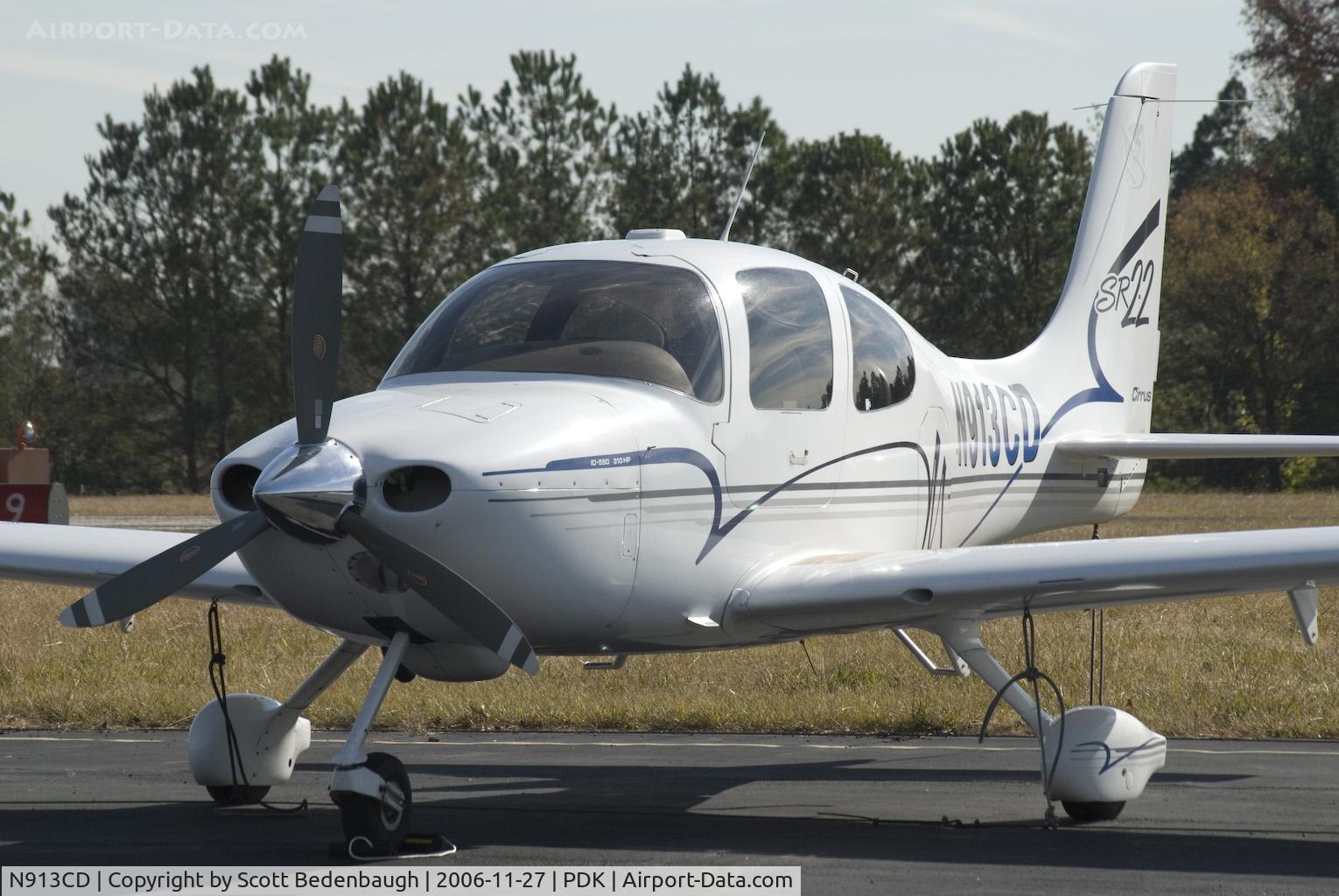 N913CD, Cirrus SR22 C/N 0252, Yet another missing nose fairing on a Cirrus ...