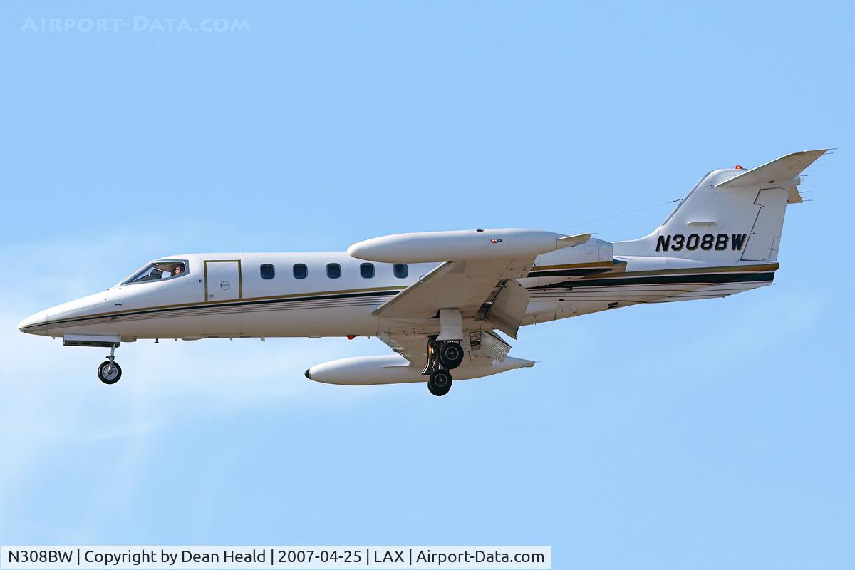 N308BW, 1981 Gates Learjet 35A C/N 438, William Walker Properties Inc.'s 1981 Gates Learjet 35A N308BW from Tulsa Int'l (KTUL) on short-final to RWY 25L.