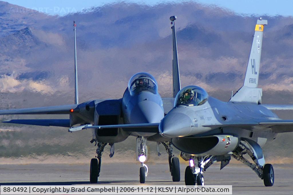 88-0492, 1988 General Dynamics F-16C Fighting Falcon C/N 1C-94, Lockheed Martin / USAF / F-16C Fighting Falcon (cn 1C-94) / Aviation Nation 2006