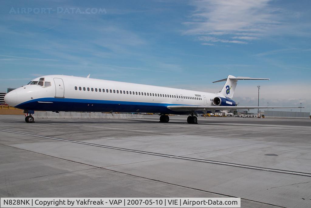 N828NK, 1988 McDonnell Douglas MD-83 (DC-9-83) C/N 49823, Map Jets MD80