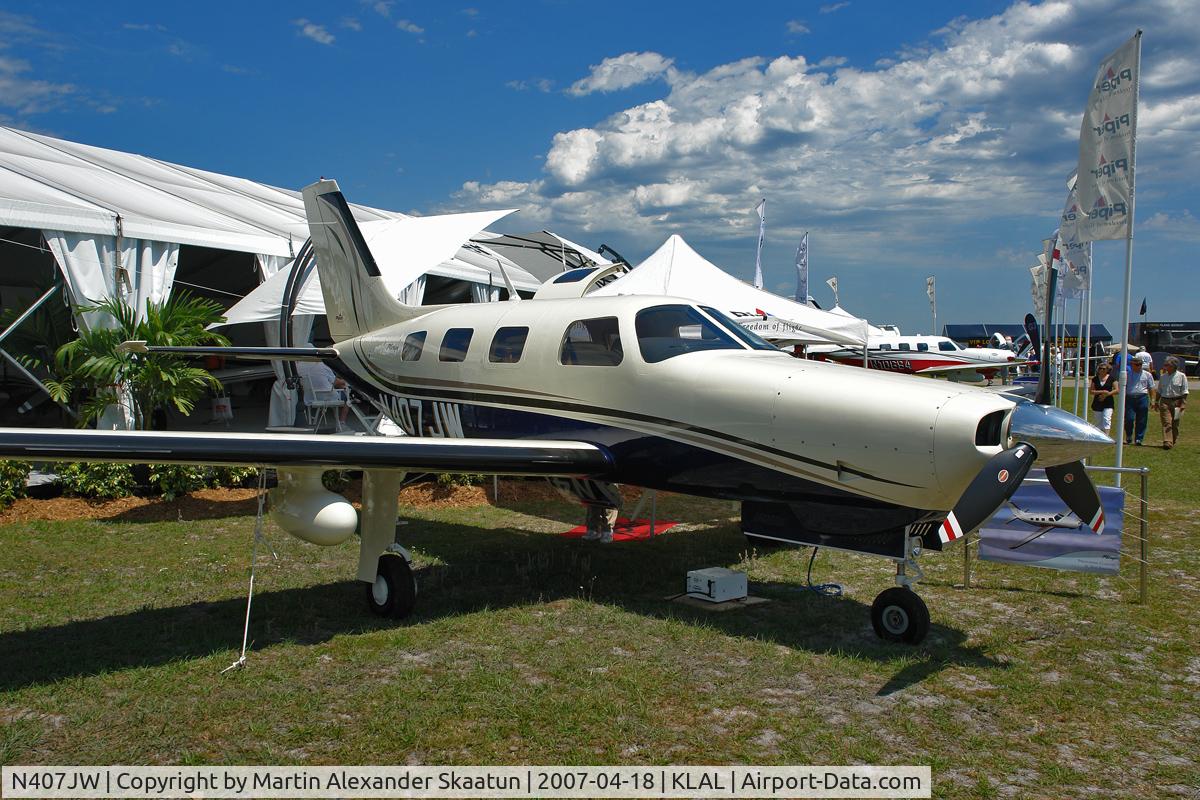 N407JW, 2007 Piper PA-46-350P Malibu Mirage C/N 463407, Picture taken at Sun'n Fun 2007.