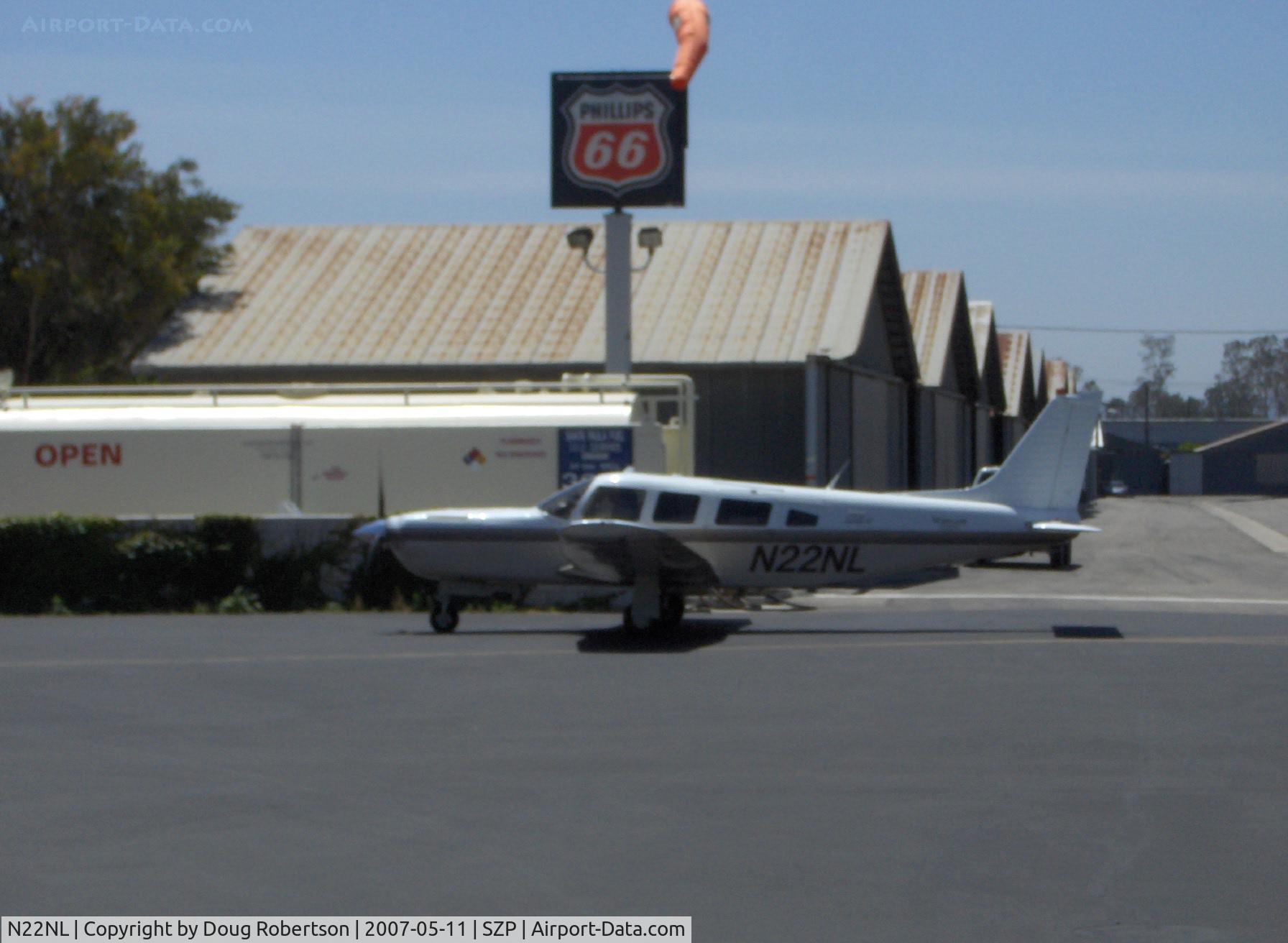 N22NL, 1987 Piper PA-32R-301T Turbo Saratoga SP Saratoga C/N 32R-8629006, 1987 Piper PA-32-301T TURBO SARATOGA SP, Lycoming TIO-540-S1AD 300 Hp, refueling
