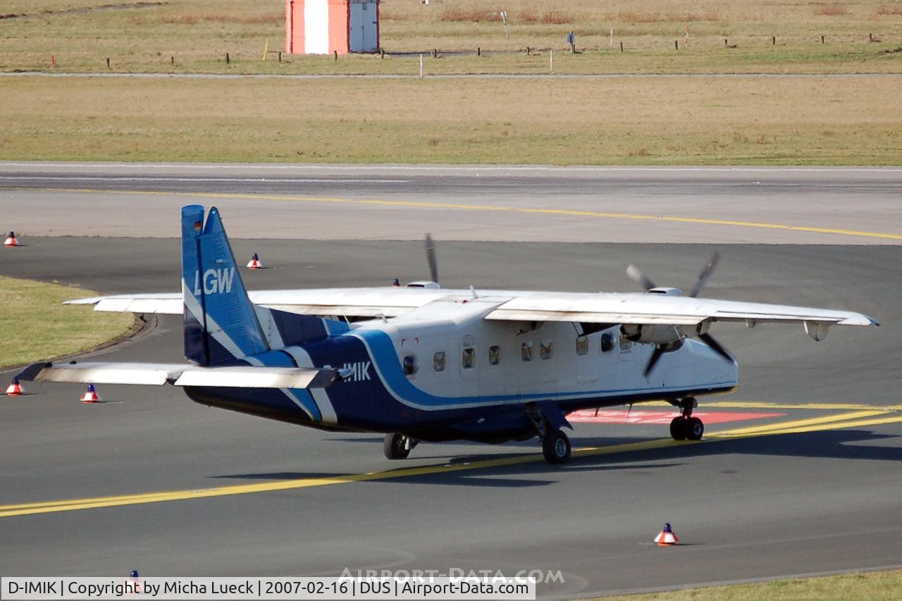 D-IMIK, Dornier 228-200 C/N 8058, At the holding point