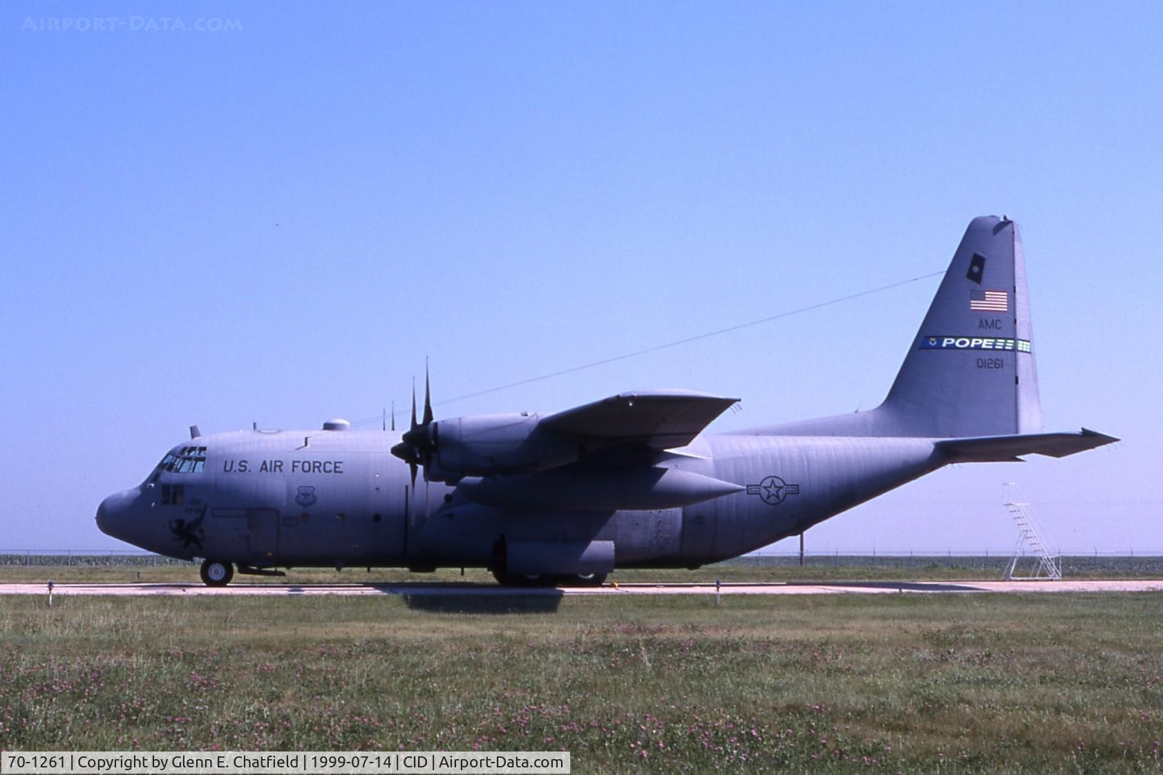 70-1261, 1970 Lockheed C-130E-LM Hercules C/N 382-4413, C-130E in town for presidential support