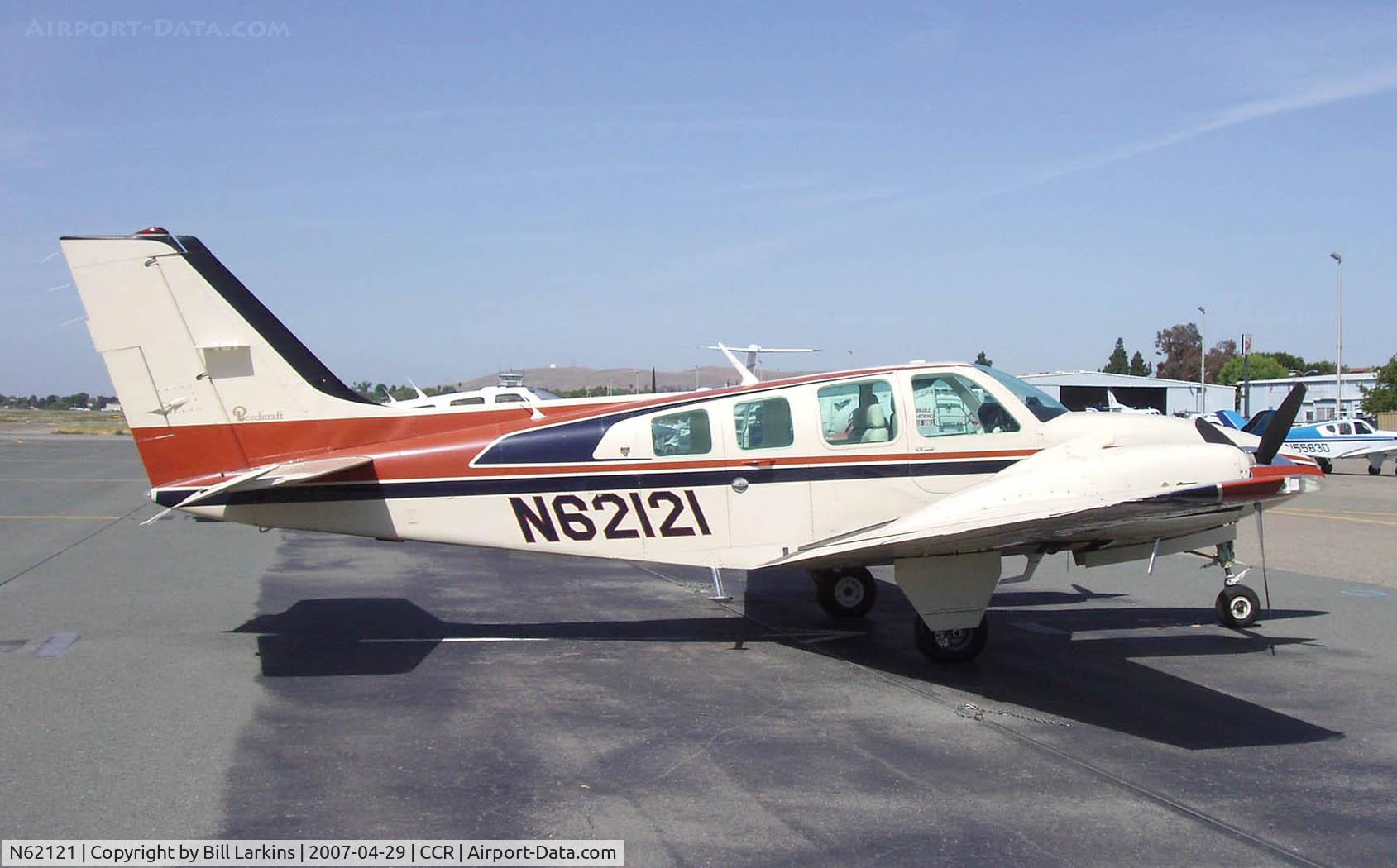 N62121, 1981 Beech 58 Baron C/N TH-1323, In for Beech Pilot's Proficiency Program