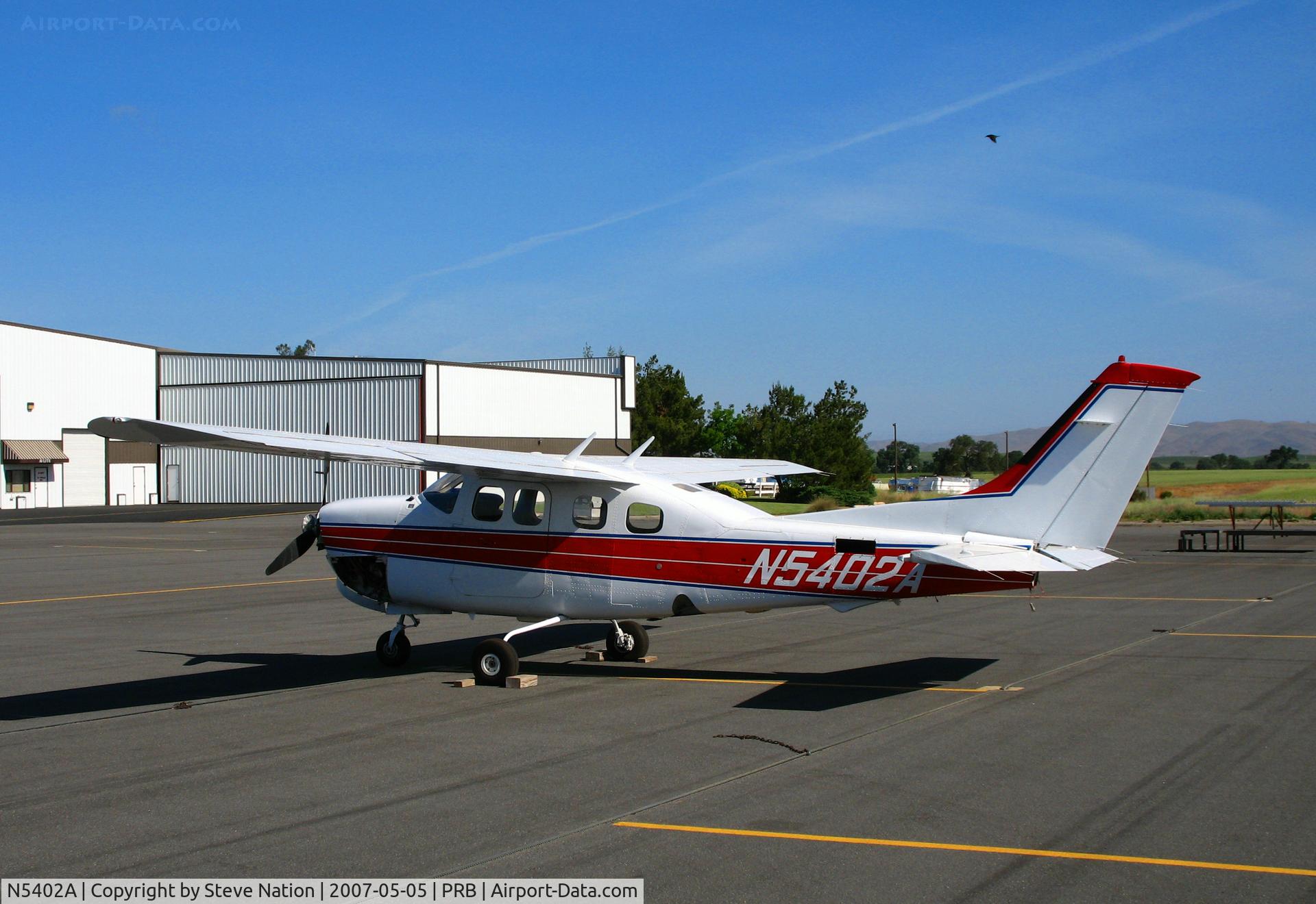 N5402A, 1985 Cessna P210R Pressurised Centurion C/N P21000851, S&K LLC (Wichita, KS) 1985 Cessna P210R minus cowling panels @ Paso Robles, CA