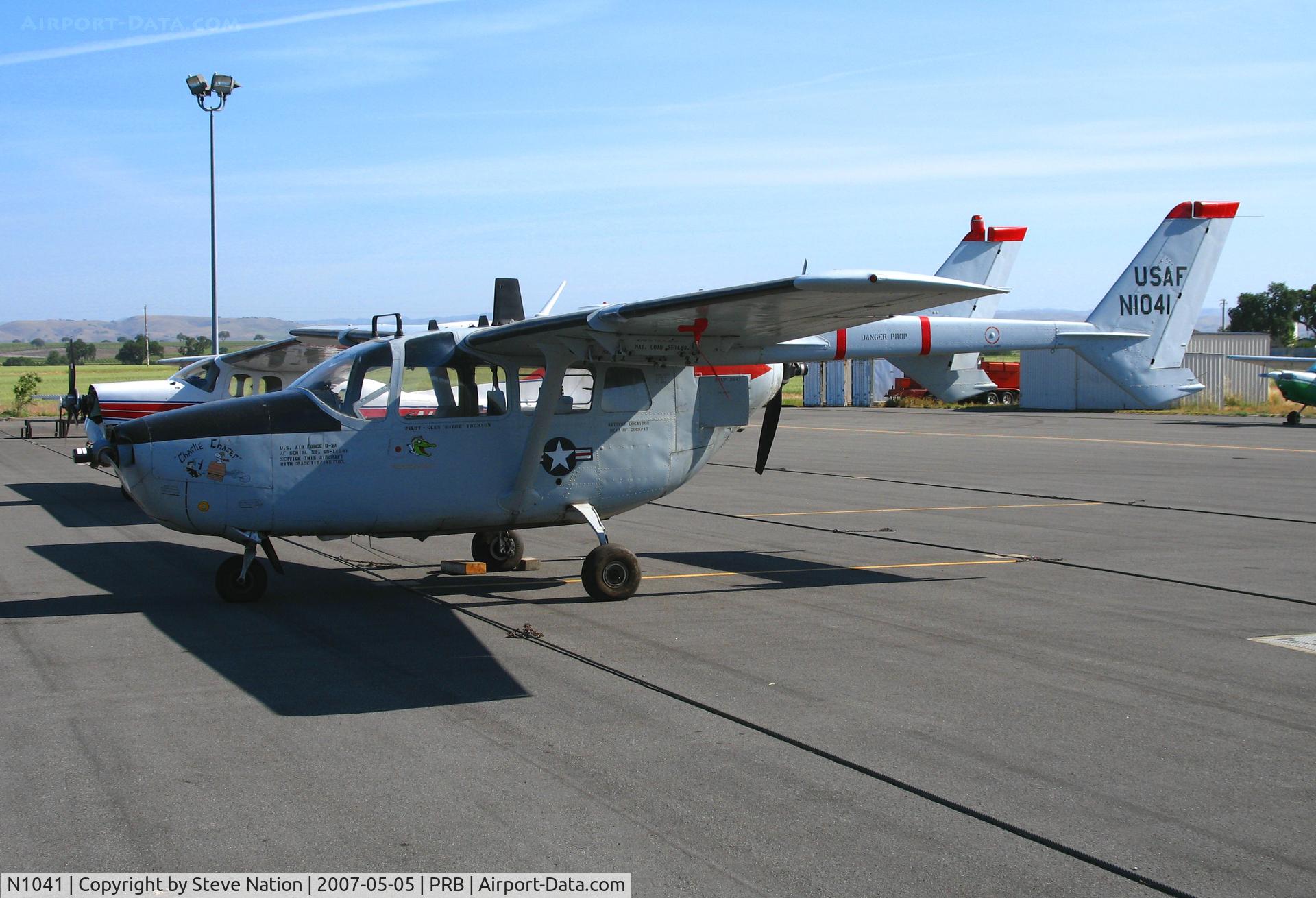 N1041, 1968 Cessna M337B (O-2A) Super Skymaster C/N 337M-0317 (68-11041), Locally-based Cessna M337B painted as USAF '68-11041' 
