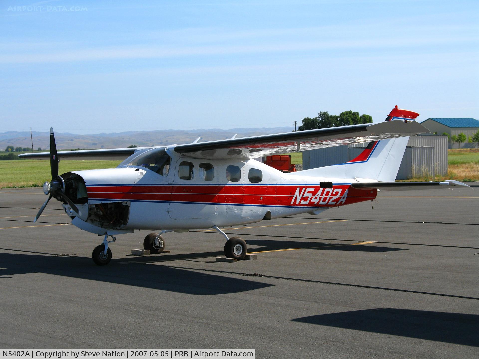 N5402A, 1985 Cessna P210R Pressurised Centurion C/N P21000851, S&K LLC (Wichita, KS) 1985 Cessna P210R minus cowling panels @ Paso Robles, CA