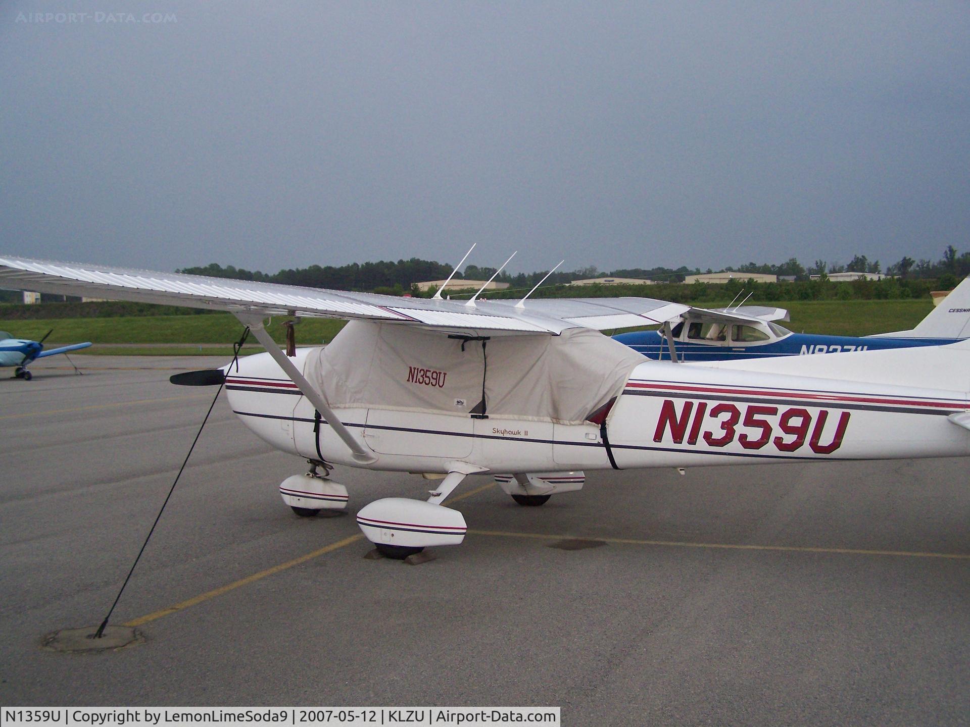 N1359U, 1976 Cessna 172M C/N 17267030, Just another day.
