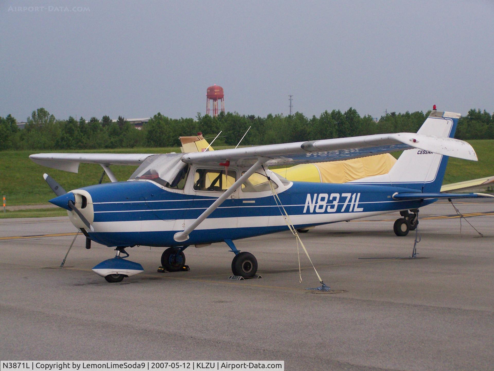 N3871L, 1965 Cessna 172G C/N 17254040, Just another day.