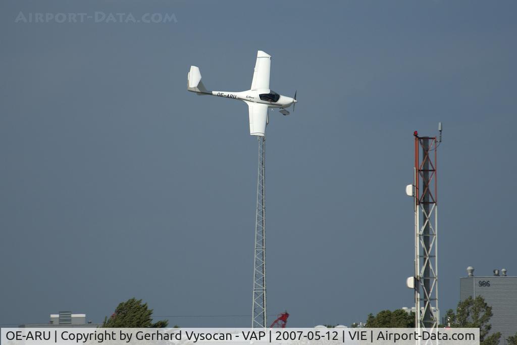 OE-ARU, Diamond DA-20A-1 Katana C/N 10113, short approach