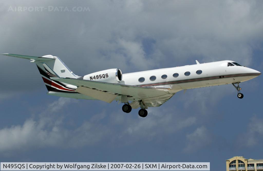 N495QS, 1996 Gulfstream Aerospace G-IV C/N 1295, visitor
