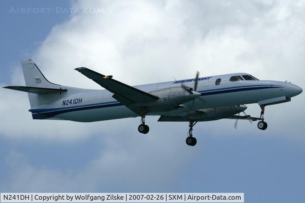 N241DH, 1985 Fairchild SA-227AT Merlin IVC C/N AT-607B, visitor