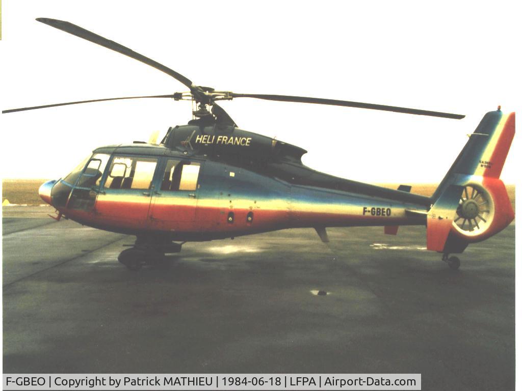 F-GBEO, Aérospatiale SA-365C-1 Dauphin 2 C/N 5018, Old schema paint of HeliFrance