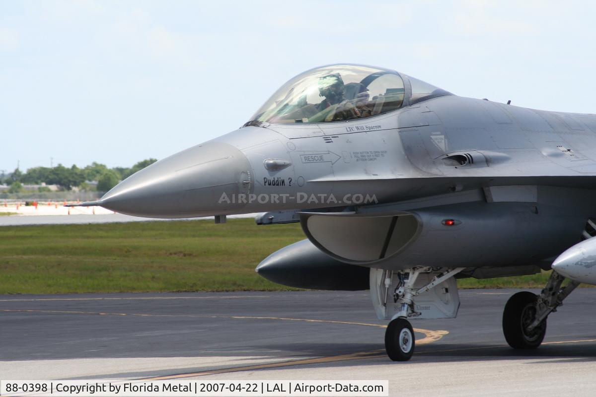 88-0398, 1988 General Dynamics F-16C Fighting Falcon C/N 5C-612, F-16