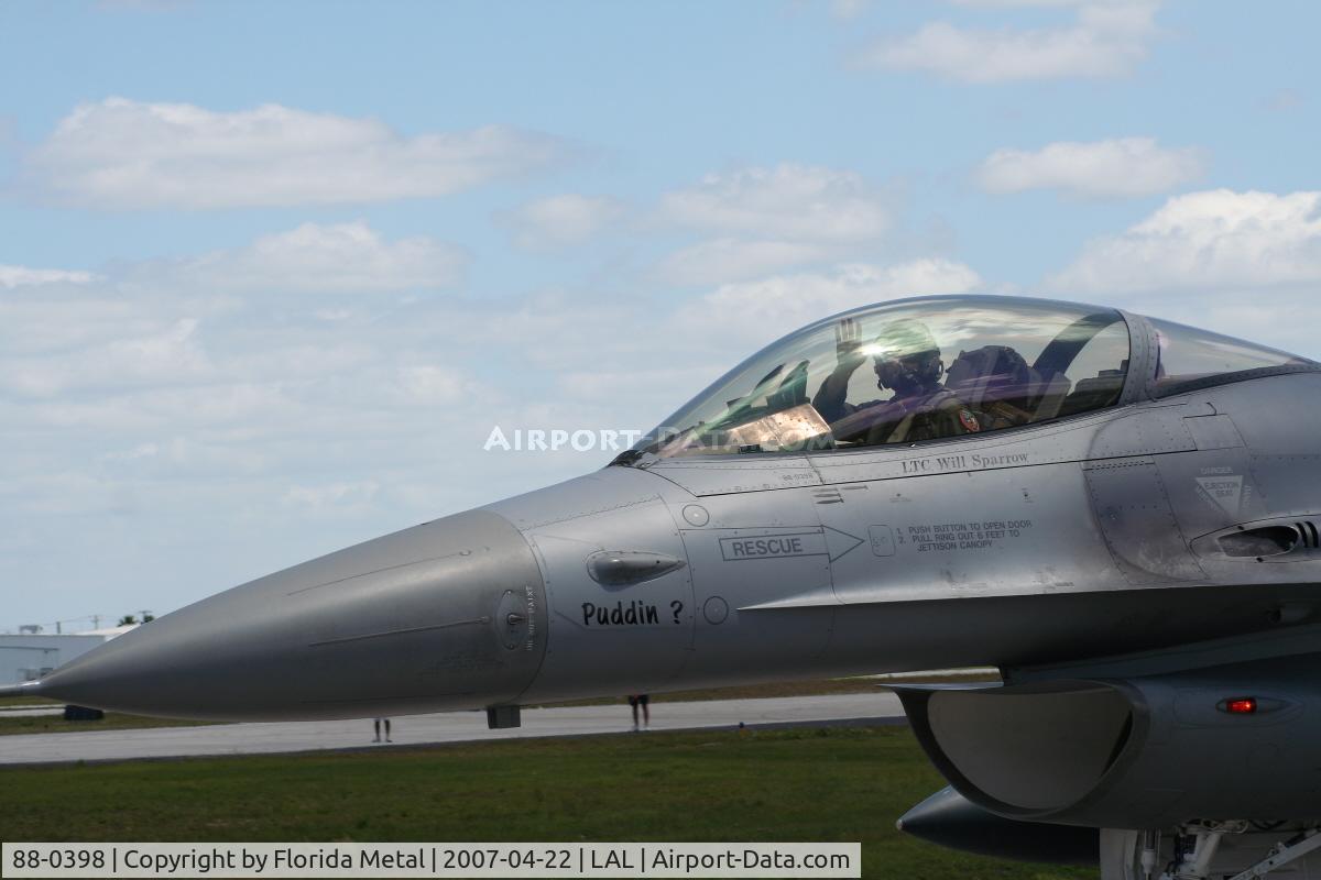 88-0398, 1988 General Dynamics F-16C Fighting Falcon C/N 5C-612, F-16